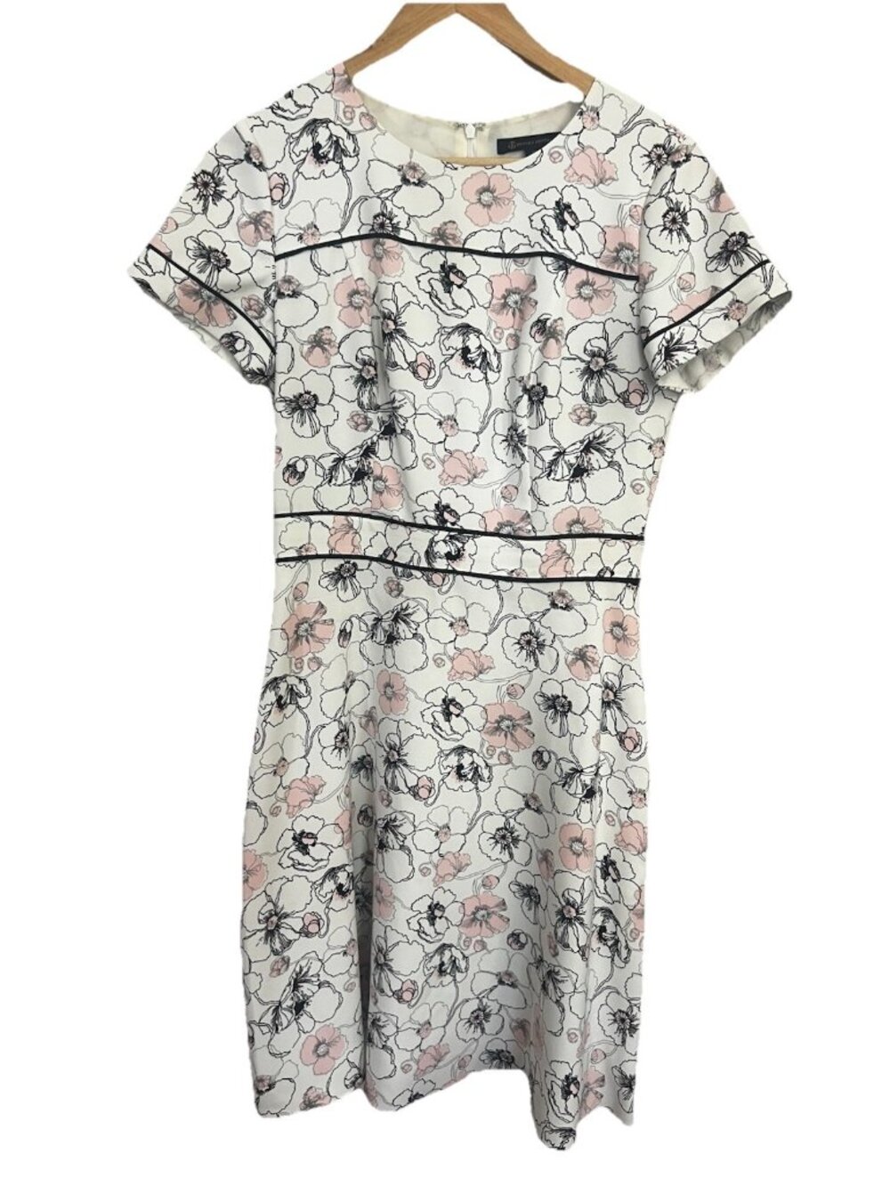 Brooks Brothers Black & White Pink Floral Career Dress Pockets Size 2.    O